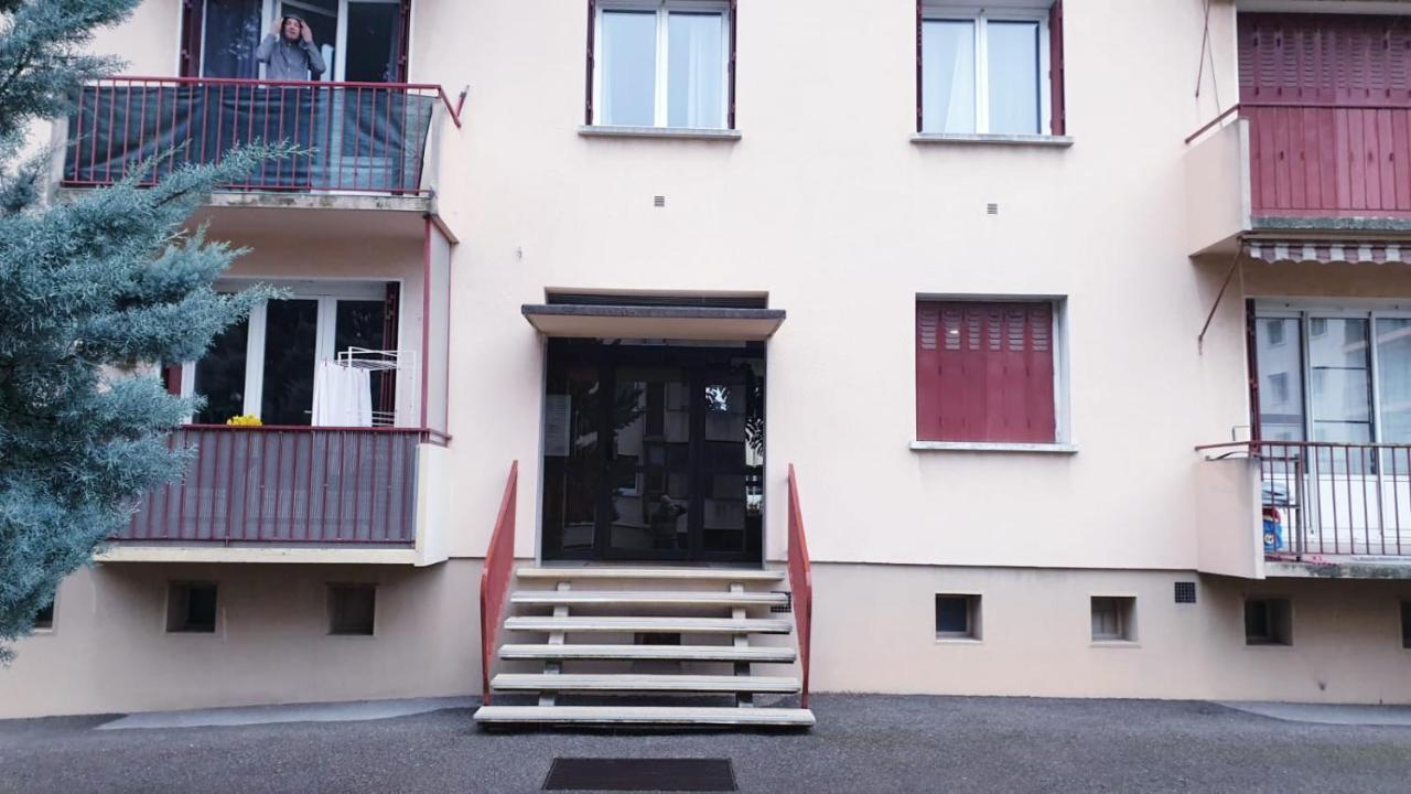Le White Cosy A 5 Minutes Du Lac Avec Parking Privatif Gratuit Annecy Eksteriør billede